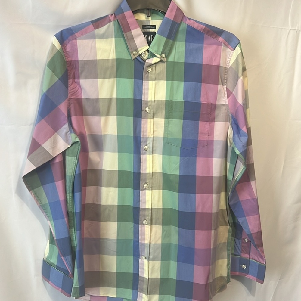 GAP Multicolor Plaid Button-Down Shirt